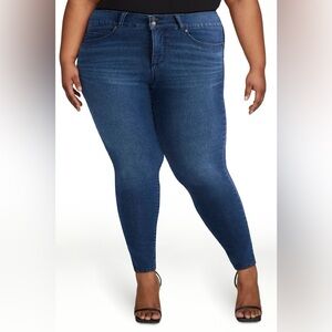 LIKE NEW Sofia Jeans - EVA Skinny Dark Blue Denim